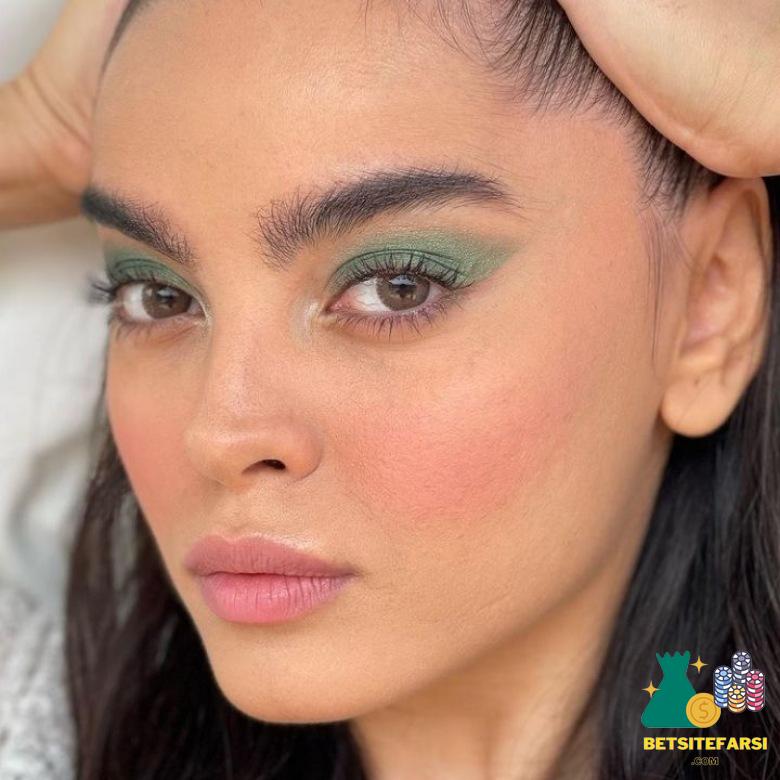 ونوس کامرانی چه حاشیه هایی داشته است؟